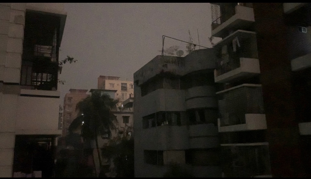 A thundershower at night in the capital