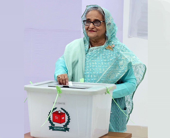 PM Sheikh Hasina casts her ballot