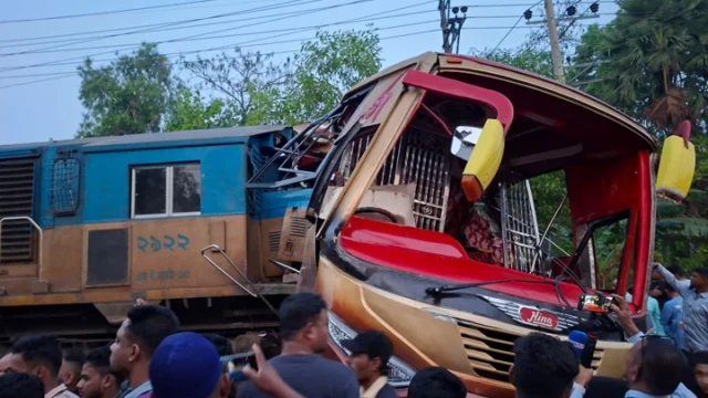 Comilla Train-Bus Collision Kills 12, Injures Dozens