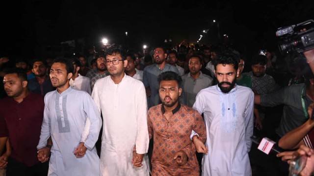 Chhatra Dal activists bring out a protest rally on Jahangirnagar University campus after boycotting the JAKSU election over alleged irregularities.