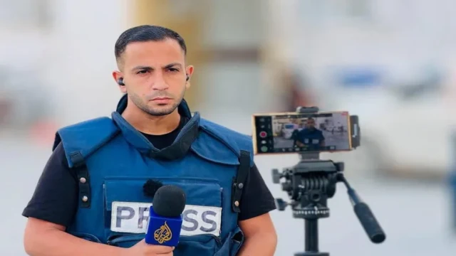 Anas Al-Sharif, Al Jazeera Reporter