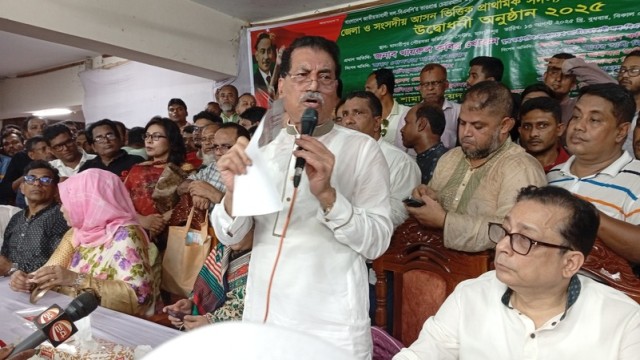 Khairul Kabir Khokon, Joint Secretary General of BNP, addresses party members during a membership renewal event in Madaripur on August 13, warning of potential political unrest if national stability falters.