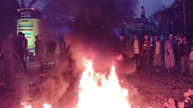 Highway Blocked as BNP Activists Demand Change in Madaripur-2 Nomination