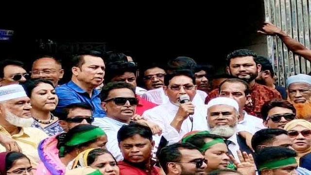 BNP Vice Chairman Nurul Islam Moni addresses a rally in Barguna on the party’s 47th founding anniversary, on Monday, calling for unity and asserting BNP's leadership in the upcoming national election.
