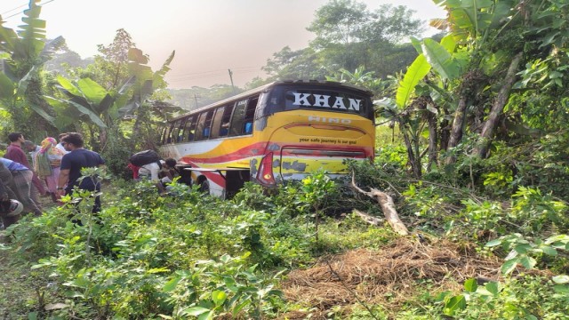 RAB Member, Elderly Woman Killed in Separate Road Accidents in Jhalokathi