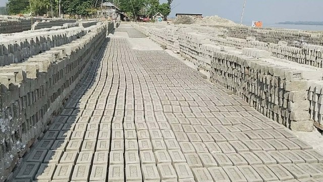 Illegal Brick Kilns Resume Operations in Jhalokathi After Govt Raid, Angering Locals