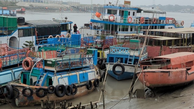Sundarbans Tourist Boat Strike Withdrawn After Administrative Assurances