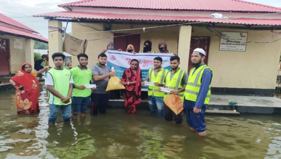 Relief Distribution to Flood-Affected Families in Chilmari