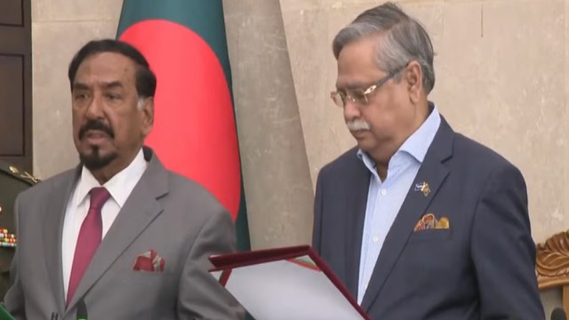 Hafiz Uddin Ahmed and Kaiser Kamal Take Oath as Speaker and Deputy Speaker of 13th Parliament