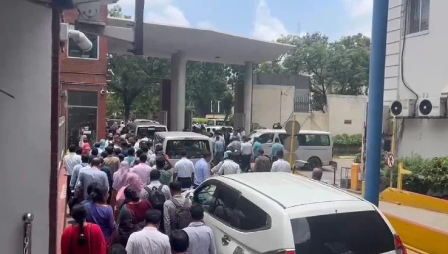 Rumors of Imminent Threats Cause Panic at Bangladesh Secretariat