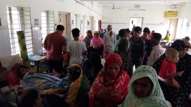 Injured victims receiving treatment at Sujanagar Hospital following a violent clash between two BNP factions in Pabna. (Photo: V7N)