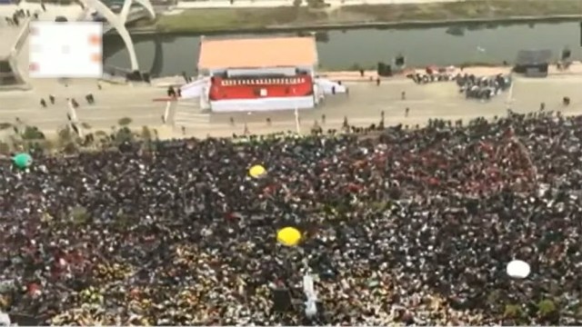 Massive Crowd Gathers at Purbachal’s 300 Feet Area Ahead of Tarique Rahman’s Homecoming