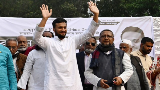 Cricketing Captain Eyes Political Pitch: Shakib Al Hasan Vows Progress for Magura in Bangladesh Elections