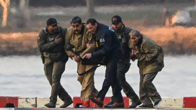 Nicolás Maduro, Wife Plead Not Guilty in US Court on Drug & Terrorism Charges