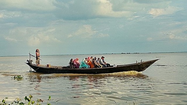 Boating on Padma River Without Life Jackets Poses Serious Risk, Says Locals