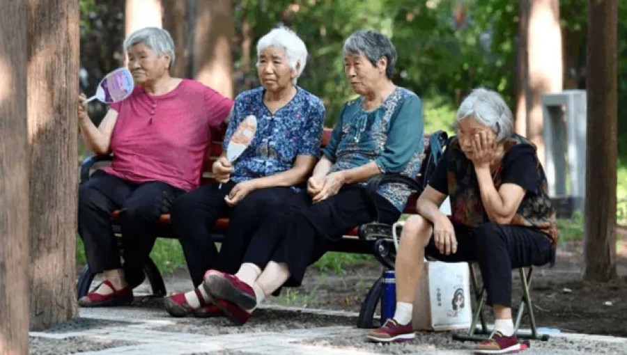 China Increases Retirement Age Amid Growing Elderly Population