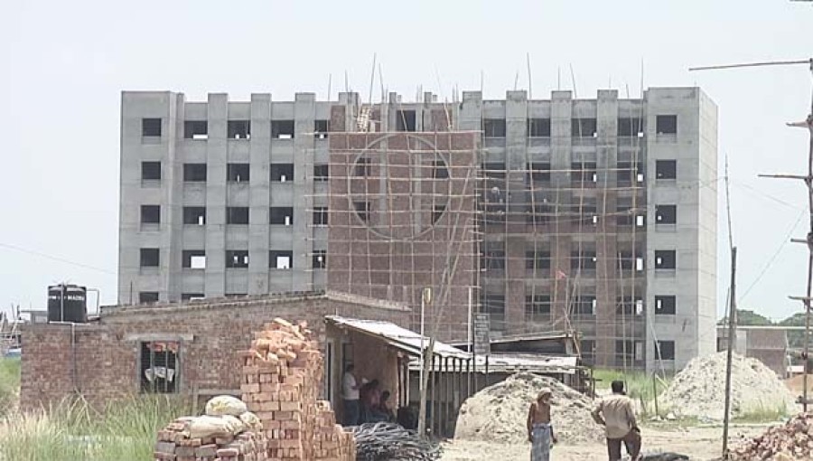 Construction delays and rising costs mar the progress of the Khulna District Jail project, raising concerns over its timely completion. Photo: Voice7 News