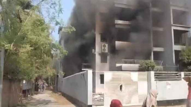 Former State Minister Shahriar Alam House Set on Fire in Rajshahi