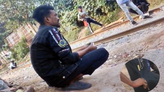 Drug Trade Thrives Openly in Rajshahi Daspukur Area, Residents Alarmed