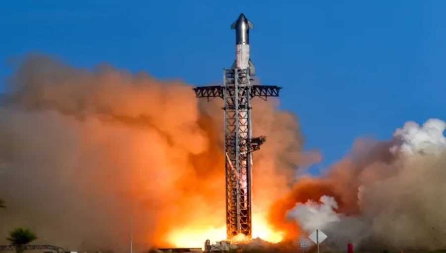 "SpaceX's Starship megarocket prepares for its seventh flight test from Boca Chica, Texas. Photo: SpaceX"