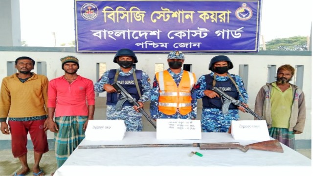 Coast Guard Rescues 4 Hostages, Arrests Poachers with Venison in Sundarbans Raids