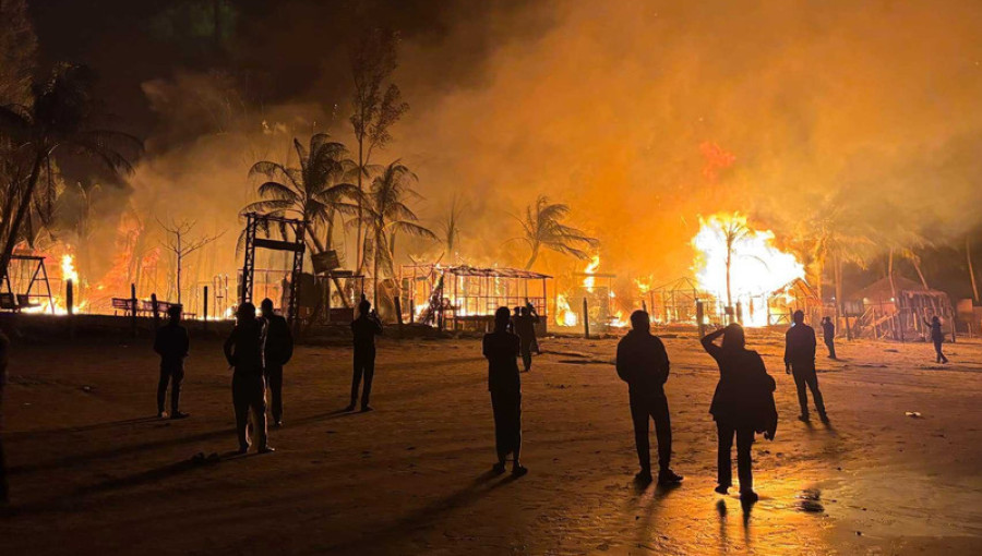 Fire ravages three resorts on St. Martin’s Island in Cox’s Bazar, Bangladesh. Swift action from the local community and authorities prevents casualties.