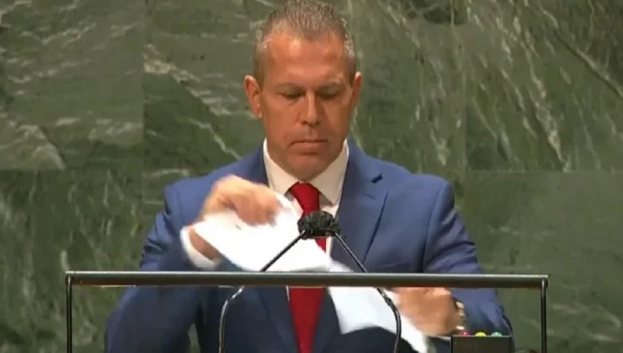 Israeli ambassador expressed his anger at the tearing of the UN charter