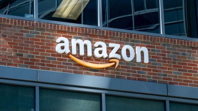 Amazon to Lay Off 30,000 Employees Worldwide