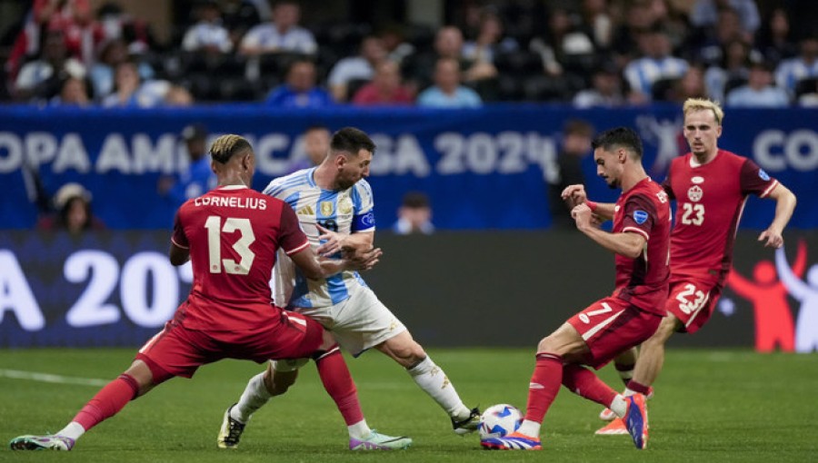 Argentina Begins Copa America Title Defense with 2-0 Victory over Canada