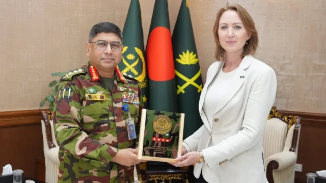 Australian High Commissioner Meets Army Chief