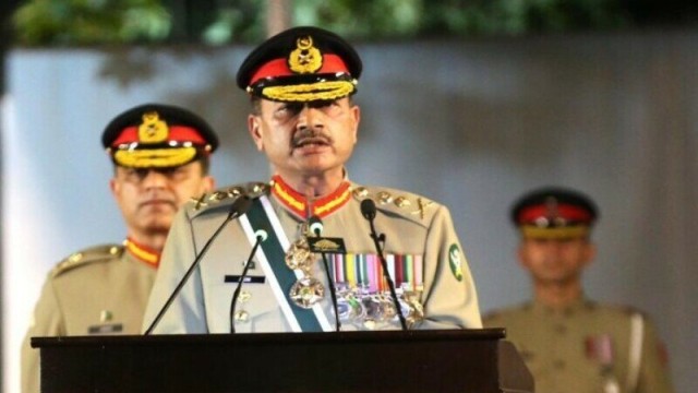 Pakistan’s Defence Chief Warns India of Swift, Strong Military Response