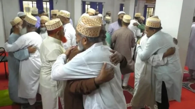 Early Eid-ul-Fitr Celebrations Across Bangladesh in Line with Saudi Arabia