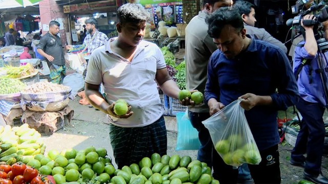 Ramadan Market Update: Prices Remain High, Oil Shortage in Comilla