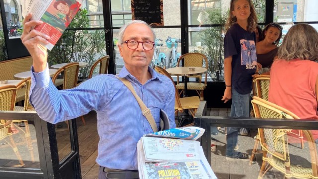 Ali Akbar, known as France’s last newspaper hawker