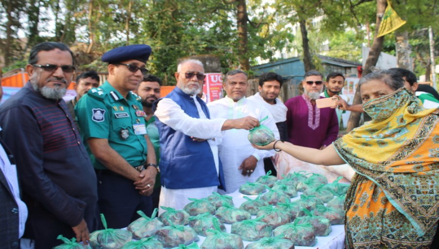 Voluntary organization Khulna Blood Bank has started selling beef at Tk 600 per kg in Khulna.