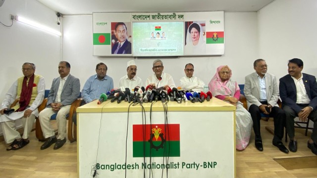 BNP Secretary General Mirza Fakhrul Islam Alamgir addresses a press conference at the party chairperson’s office in Gulshan following a high-level visit to China, June 30, 2025. (Photo: BNP Media Cell)