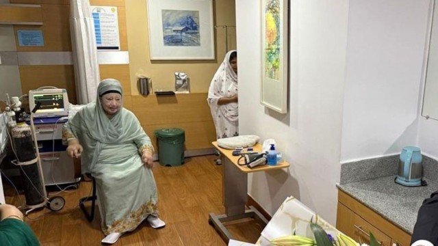 BNP Chairperson Khaleda Zia Hospitalized with Pneumonia in Dhaka