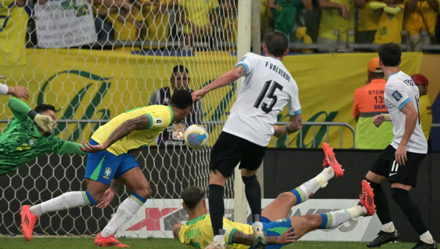 Brazil Held to 1-1 Draw Against Uruguay in World Cup Qualifier