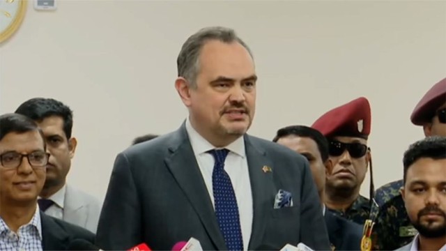 US Not Taking Sides in Bangladesh Elections: Ambassador to Dhaka