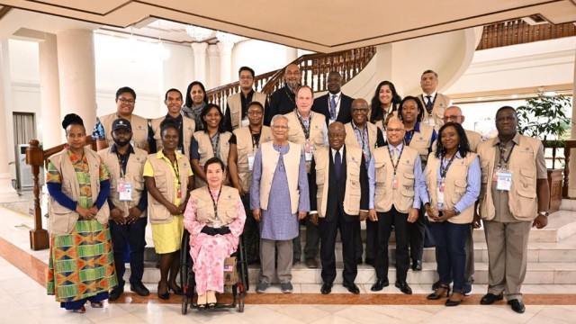 Commonwealth Observer Group Meets Chief Adviser Dr. Muhammad Yunus