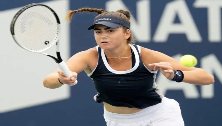 Shnaider Upsets Gauff in Canadian Open Stunner as Top Seeds Advance to Quarterfinals