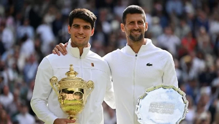 Carlos Alcaraz Stuns Novak Djokovic to Retain Wimbledon Title