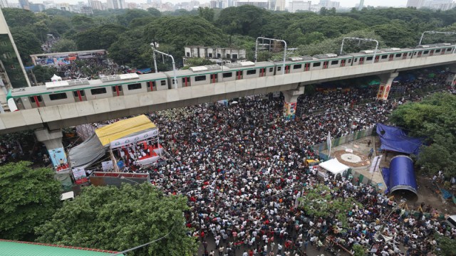 Participants wave flags and chant slogans during a JCD-led rally at Shahbagh, marking one year since the mass protests that reshaped Bangladesh’s political landscape. (Photo: AH Mintu, V7N)
