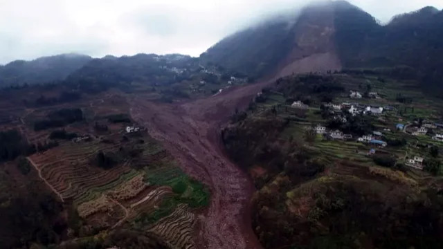 Over 30 Missing After Devastating Landslide in Sichuan Province, China