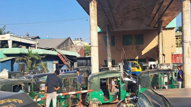 Gas Supply Management: CNG Station Hours Revised for Ramadan