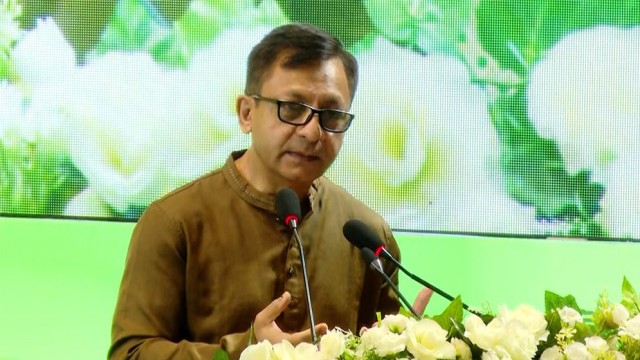 Commerce Minister Vows to Revive Bangladesh’s Jute Industry