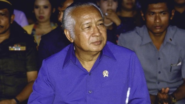 Indonesia Declares Former Dictator Suharto a ‘National Hero,’ Sparking Outrage