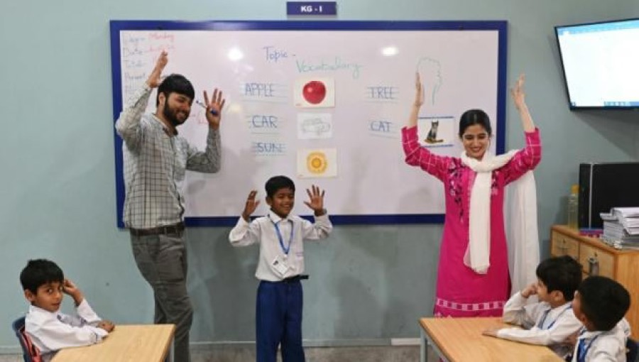 Pakistani School Empowers Deaf Children Through Sign Language and Inclusion