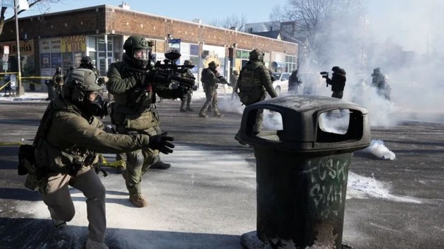 U.S. Citizen Alex Pretti Fatally Shot by Federal Agents in Minneapolis; Protests Erupt