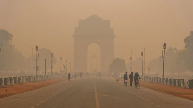 India Plans ‘Cloud Seeding’ to Tackle Delhi’s Severe Air Pollution
